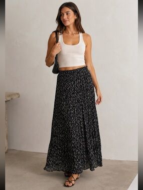 Impressions Women’s M Pleated Floral Skirt Vintage 90s Elastic Waistband Boho